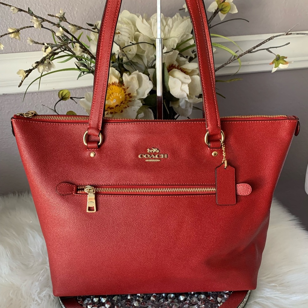 Coach Gallery Red Tote Bag - Picture 2 of 6